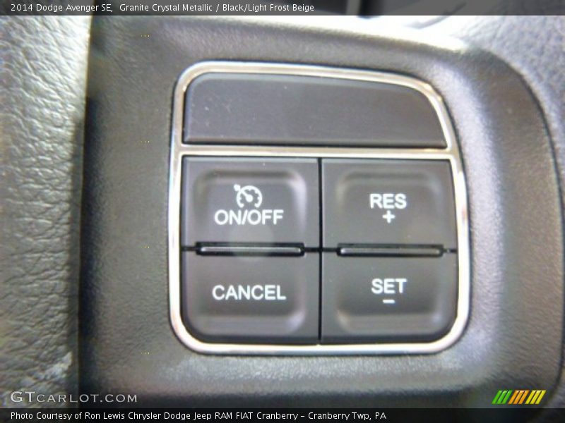 Granite Crystal Metallic / Black/Light Frost Beige 2014 Dodge Avenger SE