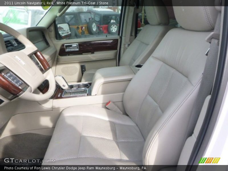 White Platinum Tri-Coat / Stone 2011 Lincoln Navigator L 4x4