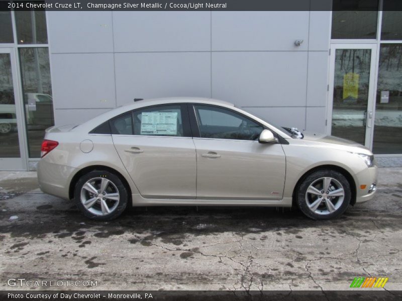 Champagne Silver Metallic / Cocoa/Light Neutral 2014 Chevrolet Cruze LT