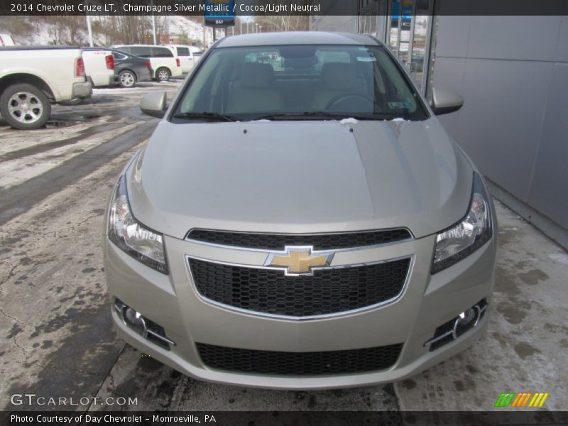 Champagne Silver Metallic / Cocoa/Light Neutral 2014 Chevrolet Cruze LT