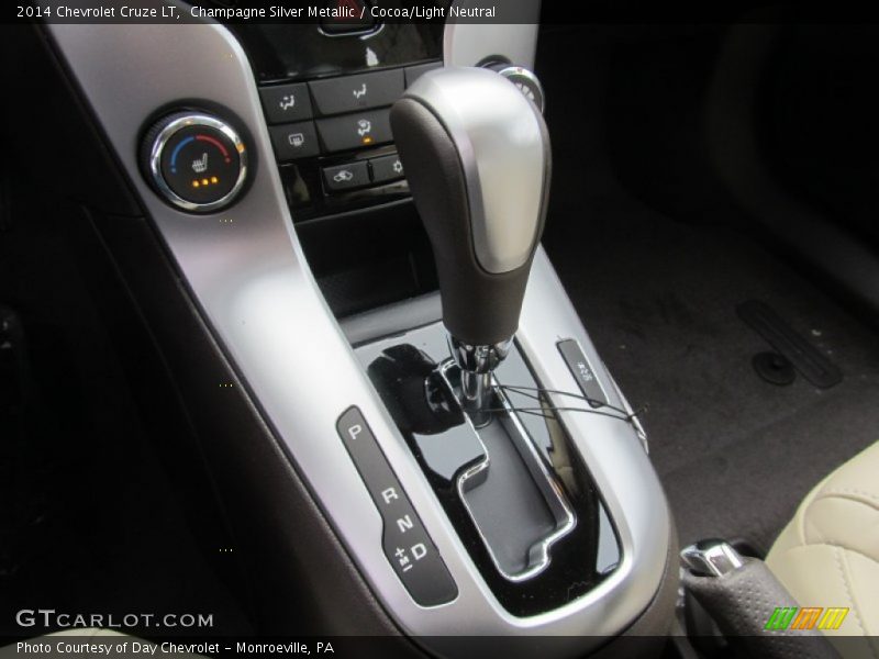 Champagne Silver Metallic / Cocoa/Light Neutral 2014 Chevrolet Cruze LT