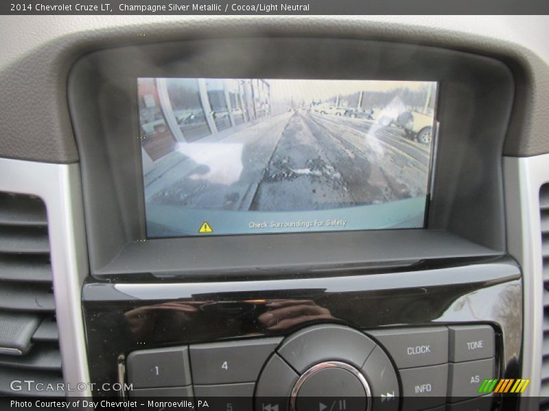 Champagne Silver Metallic / Cocoa/Light Neutral 2014 Chevrolet Cruze LT