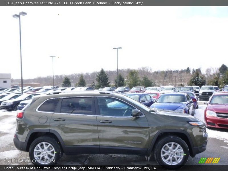 ECO Green Pearl / Iceland - Black/Iceland Gray 2014 Jeep Cherokee Latitude 4x4