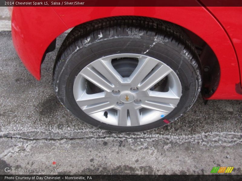 Salsa / Silver/Silver 2014 Chevrolet Spark LS