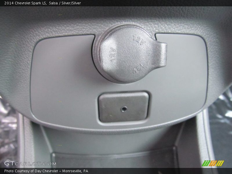 Salsa / Silver/Silver 2014 Chevrolet Spark LS