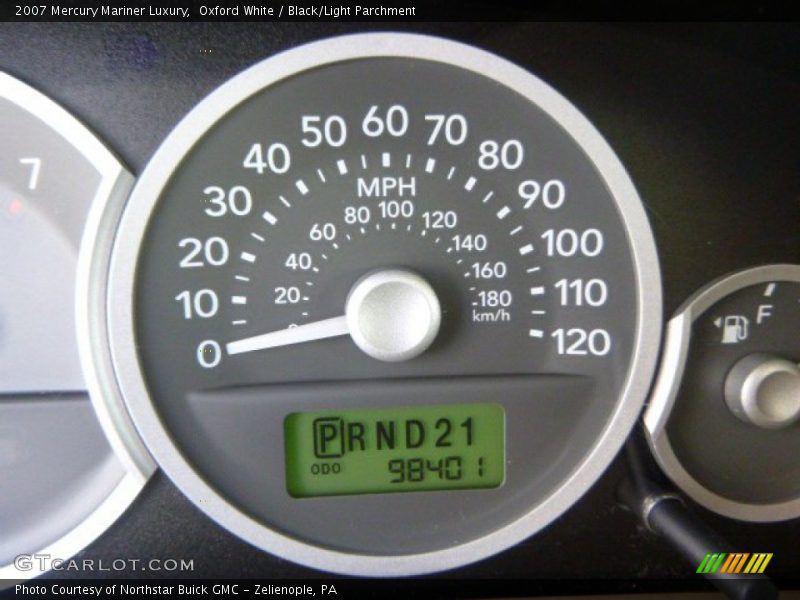 Oxford White / Black/Light Parchment 2007 Mercury Mariner Luxury
