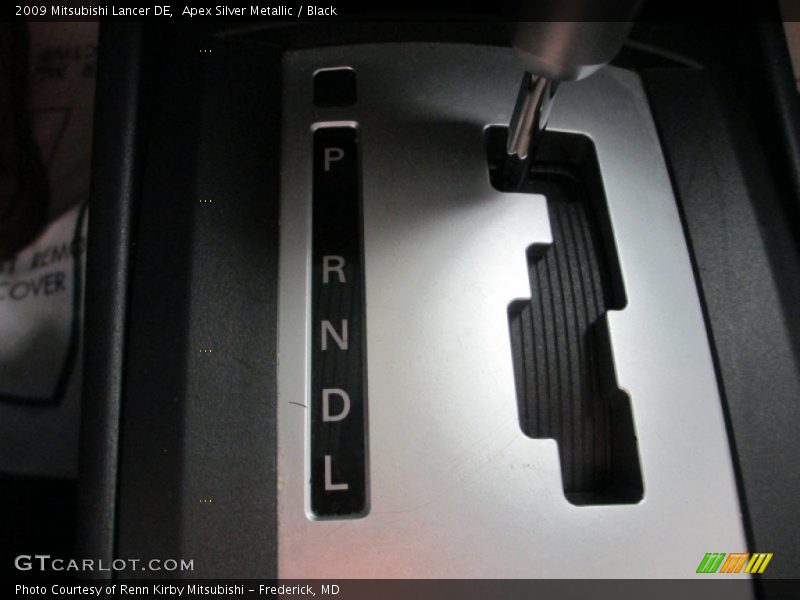 Apex Silver Metallic / Black 2009 Mitsubishi Lancer DE