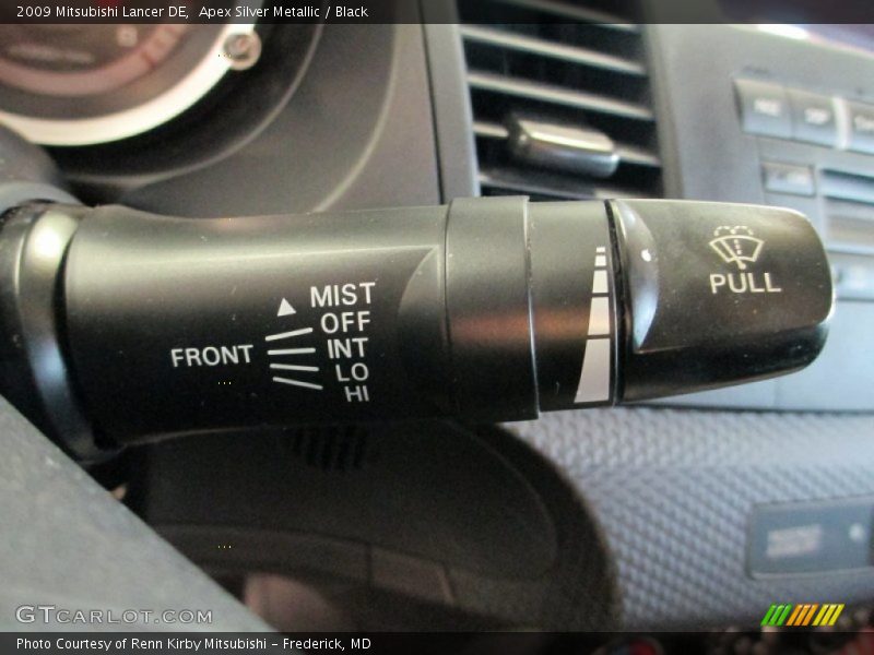 Apex Silver Metallic / Black 2009 Mitsubishi Lancer DE