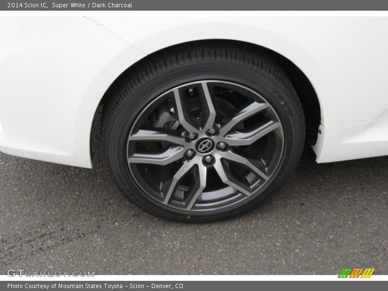Super White / Dark Charcoal 2014 Scion tC