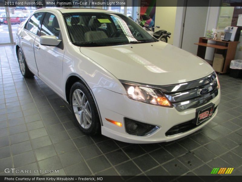 White Platinum Tri-Coat / Medium Light Stone 2011 Ford Fusion SEL