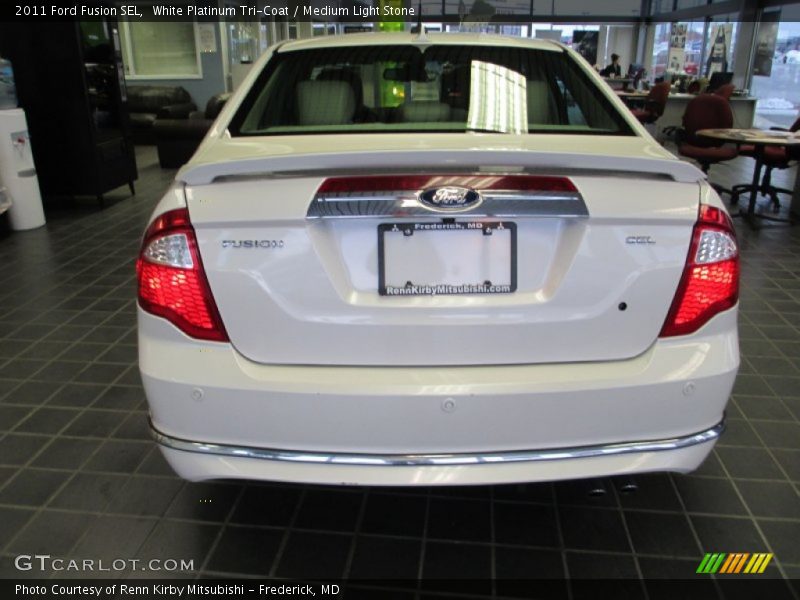 White Platinum Tri-Coat / Medium Light Stone 2011 Ford Fusion SEL