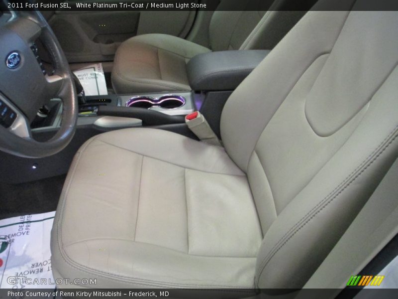 White Platinum Tri-Coat / Medium Light Stone 2011 Ford Fusion SEL