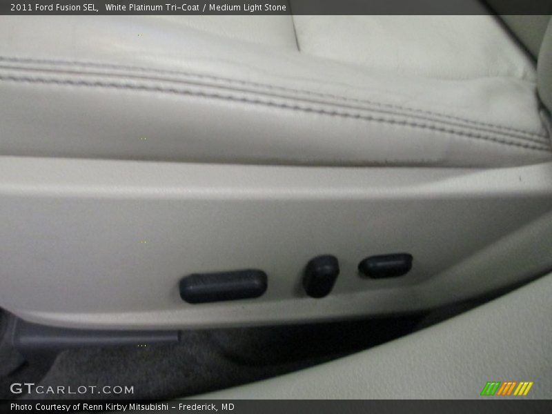 White Platinum Tri-Coat / Medium Light Stone 2011 Ford Fusion SEL