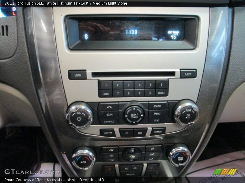 White Platinum Tri-Coat / Medium Light Stone 2011 Ford Fusion SEL