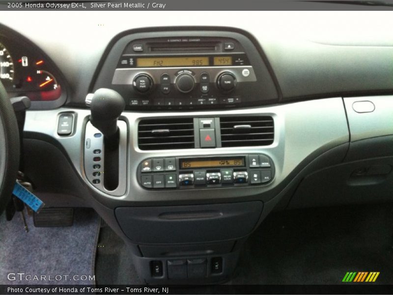 Silver Pearl Metallic / Gray 2005 Honda Odyssey EX-L