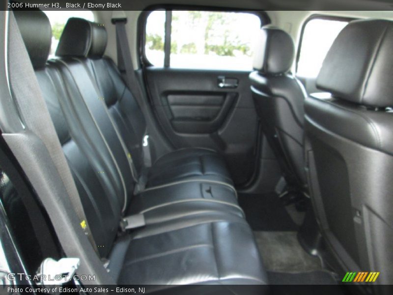 Black / Ebony Black 2006 Hummer H3