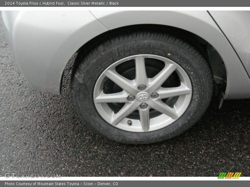  2014 Prius c Hybrid Four Wheel