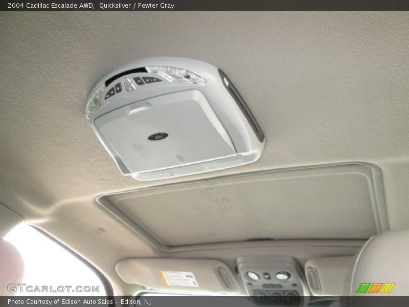 Quicksilver / Pewter Gray 2004 Cadillac Escalade AWD
