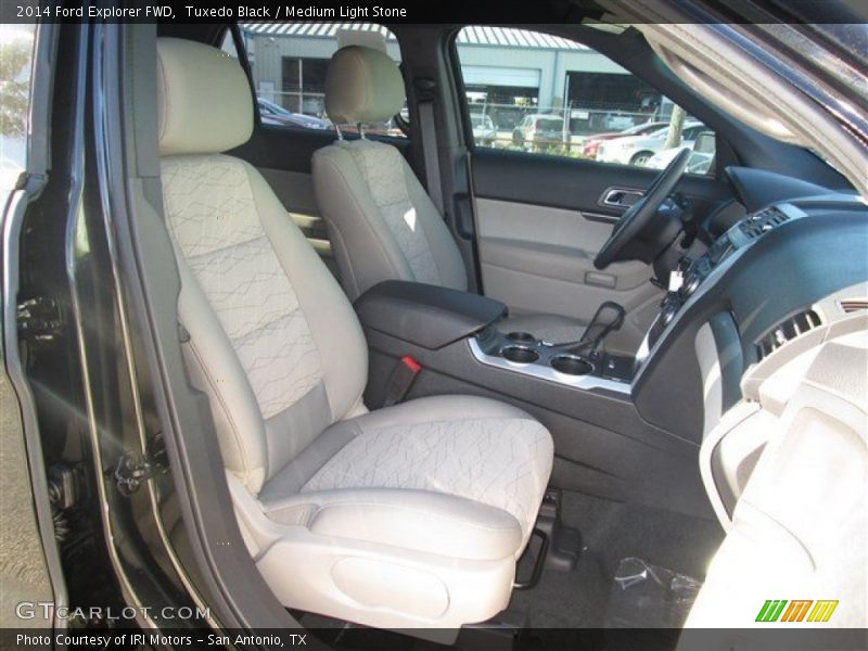 Tuxedo Black / Medium Light Stone 2014 Ford Explorer FWD