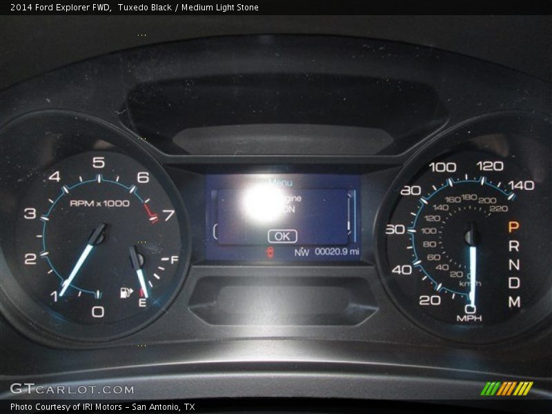 Tuxedo Black / Medium Light Stone 2014 Ford Explorer FWD