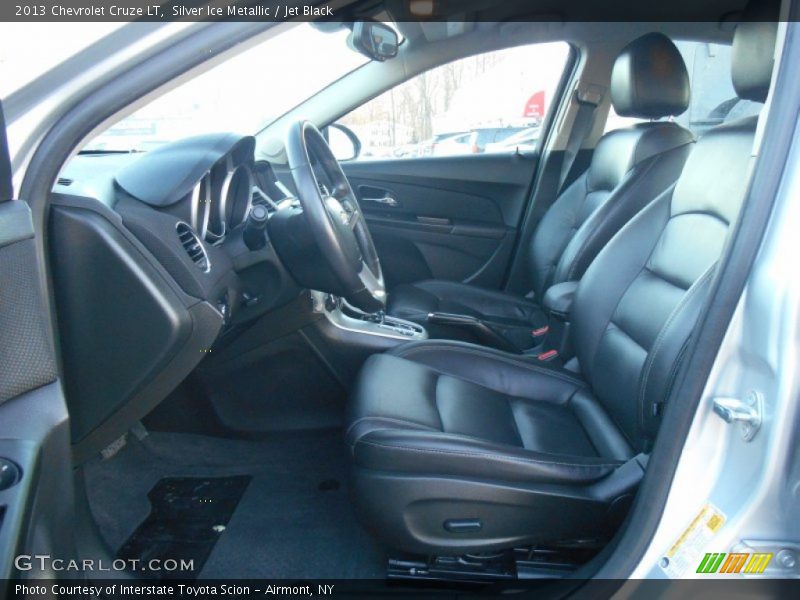 Silver Ice Metallic / Jet Black 2013 Chevrolet Cruze LT