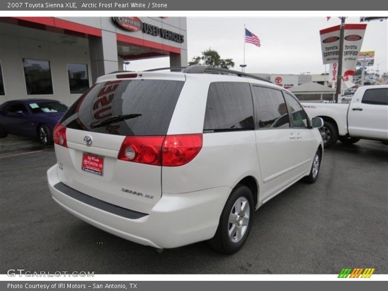 Arctic Frost Pearl White / Stone 2007 Toyota Sienna XLE