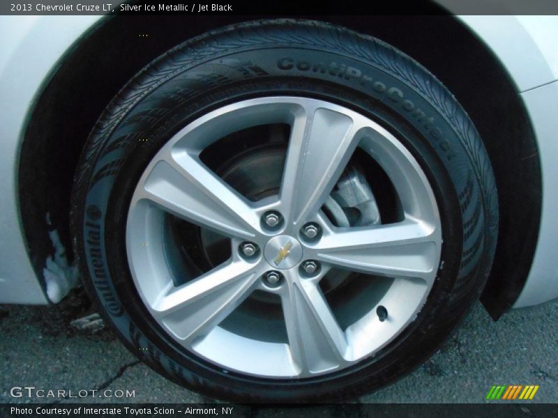 Silver Ice Metallic / Jet Black 2013 Chevrolet Cruze LT