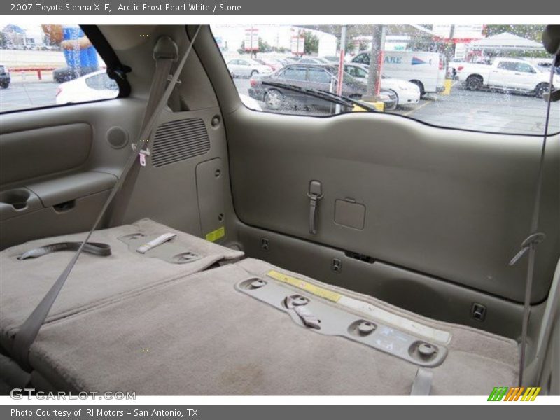 Arctic Frost Pearl White / Stone 2007 Toyota Sienna XLE