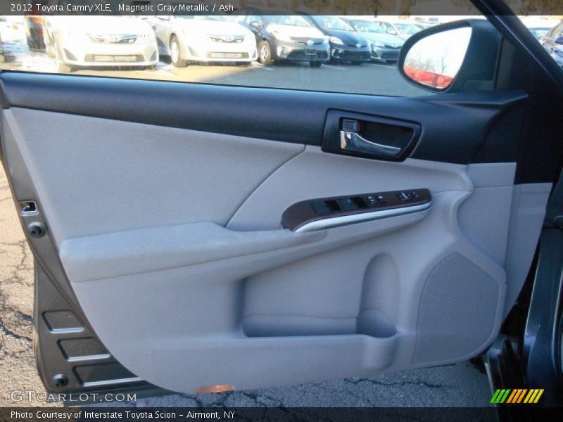 Magnetic Gray Metallic / Ash 2012 Toyota Camry XLE
