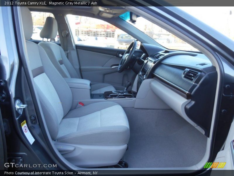 Magnetic Gray Metallic / Ash 2012 Toyota Camry XLE