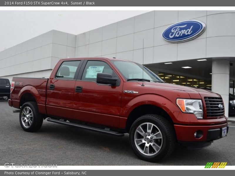 Front 3/4 View of 2014 F150 STX SuperCrew 4x4
