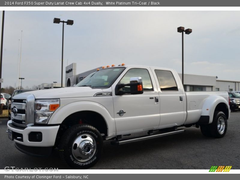 Front 3/4 View of 2014 F350 Super Duty Lariat Crew Cab 4x4 Dually