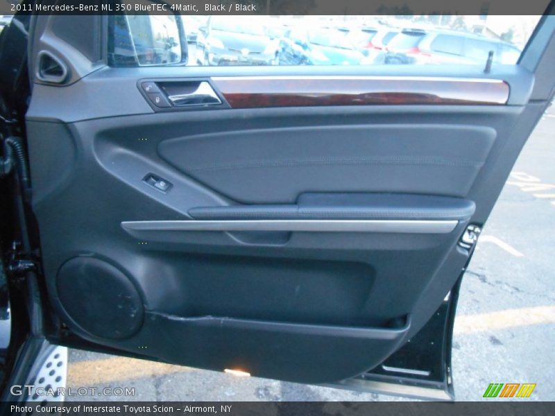 Black / Black 2011 Mercedes-Benz ML 350 BlueTEC 4Matic