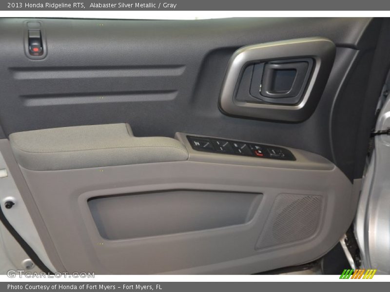 Alabaster Silver Metallic / Gray 2013 Honda Ridgeline RTS