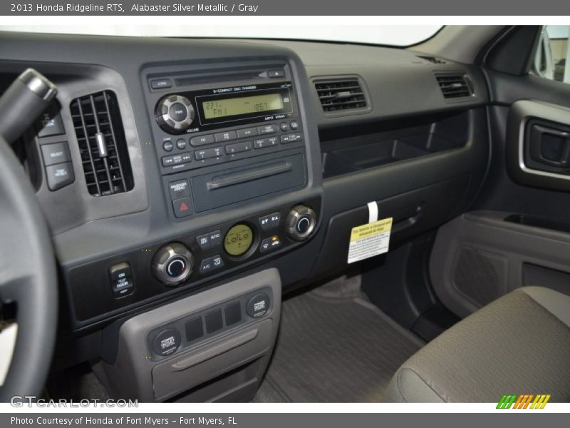 Alabaster Silver Metallic / Gray 2013 Honda Ridgeline RTS