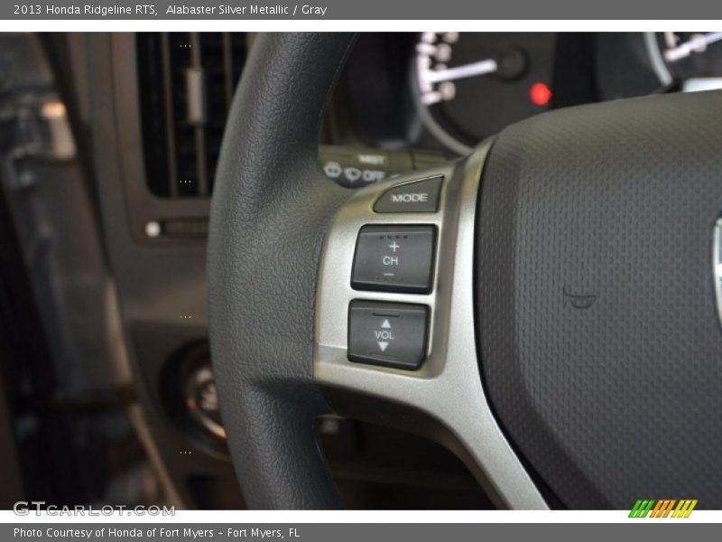 Alabaster Silver Metallic / Gray 2013 Honda Ridgeline RTS