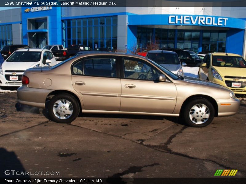 Sandrift Metallic / Medium Oak 1998 Chevrolet Malibu Sedan