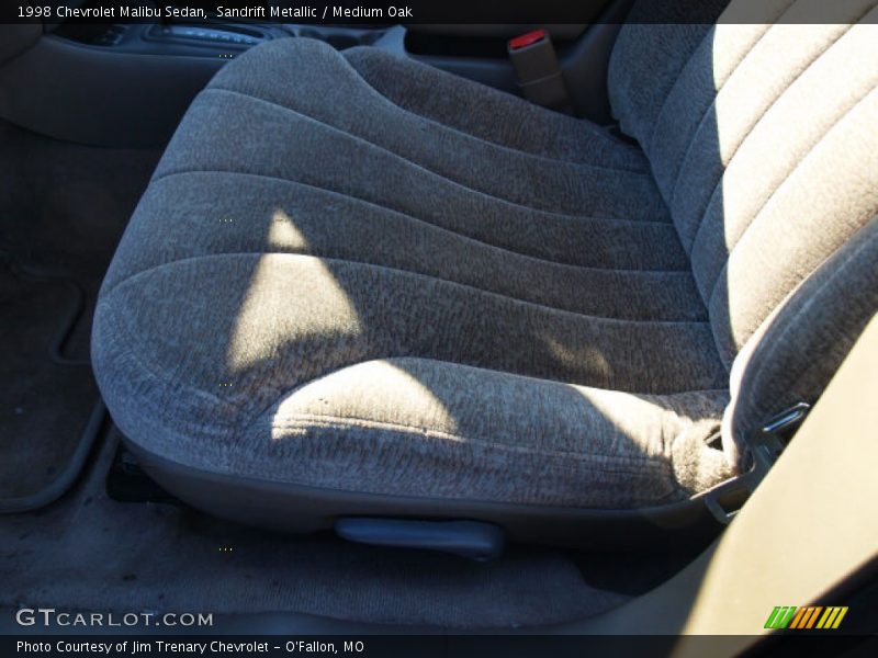 Sandrift Metallic / Medium Oak 1998 Chevrolet Malibu Sedan