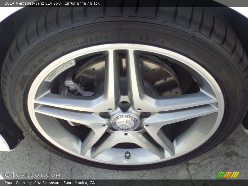 Cirrus White / Black 2014 Mercedes-Benz CLA 250