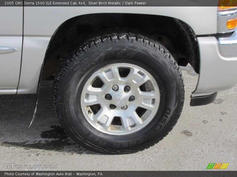 Silver Birch Metallic / Dark Pewter 2005 GMC Sierra 1500 SLE Extended Cab 4x4