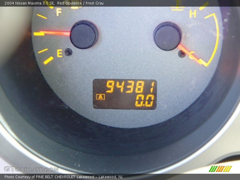 Red Opulence / Frost Gray 2004 Nissan Maxima 3.5 SE