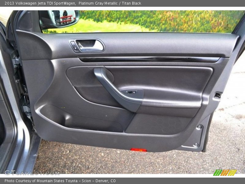 Platinum Gray Metallic / Titan Black 2013 Volkswagen Jetta TDI SportWagen
