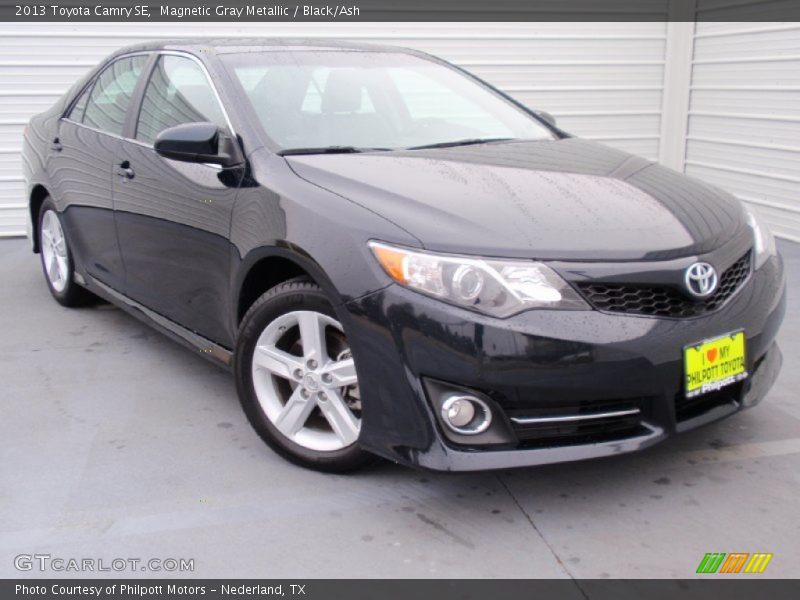 Magnetic Gray Metallic / Black/Ash 2013 Toyota Camry SE