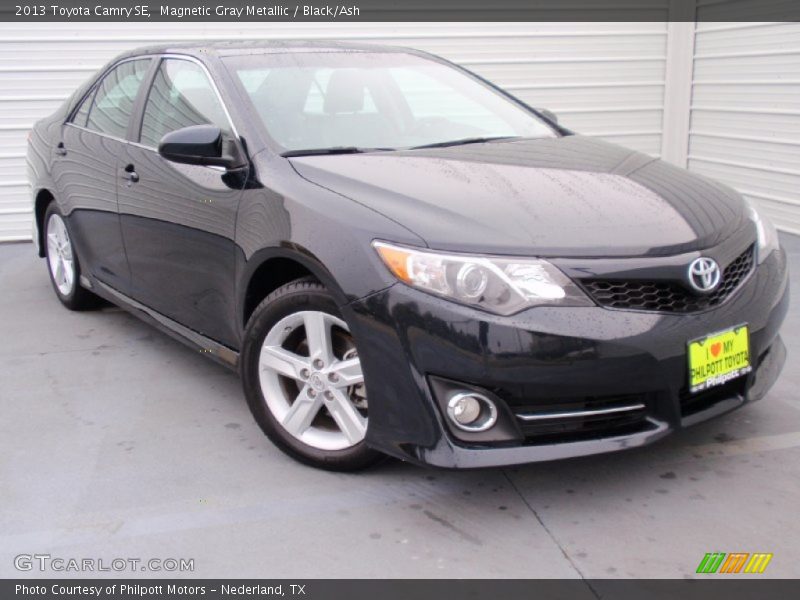 Magnetic Gray Metallic / Black/Ash 2013 Toyota Camry SE