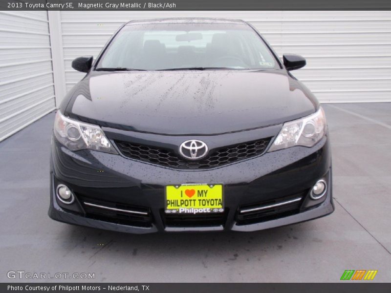 Magnetic Gray Metallic / Black/Ash 2013 Toyota Camry SE
