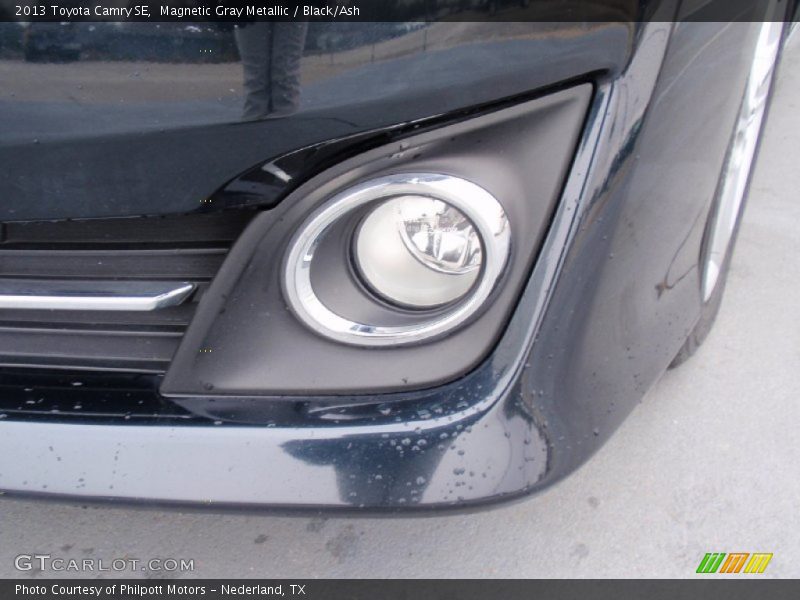 Magnetic Gray Metallic / Black/Ash 2013 Toyota Camry SE