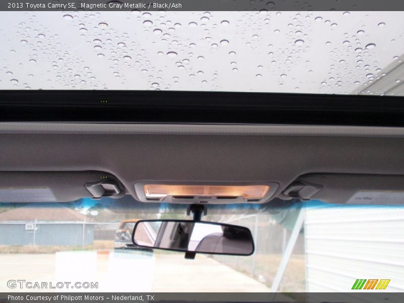 Magnetic Gray Metallic / Black/Ash 2013 Toyota Camry SE