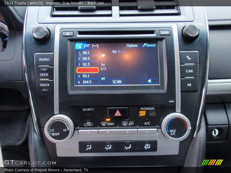 Magnetic Gray Metallic / Black/Ash 2013 Toyota Camry SE
