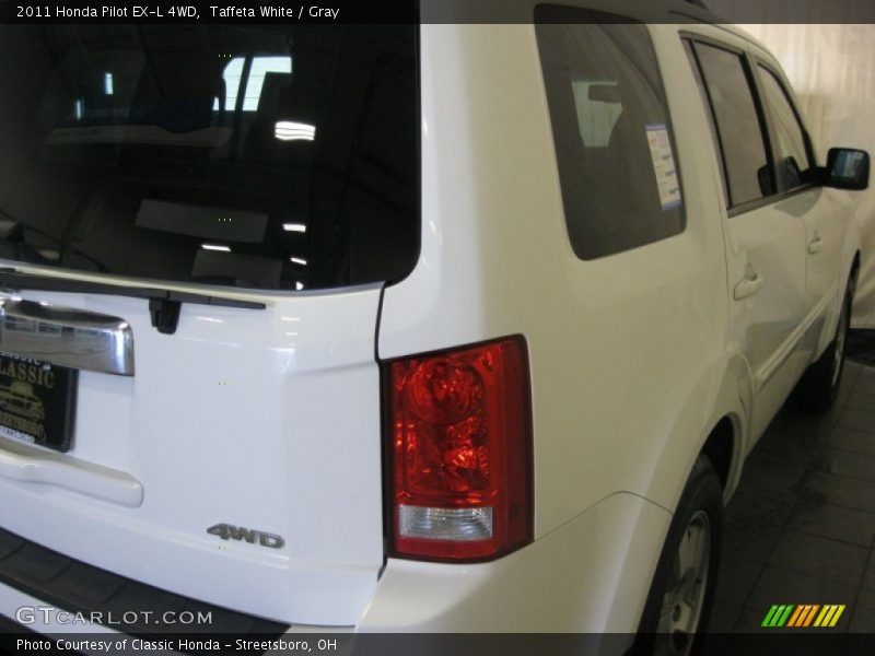 Taffeta White / Gray 2011 Honda Pilot EX-L 4WD