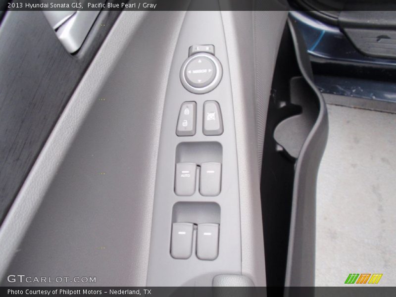 Pacific Blue Pearl / Gray 2013 Hyundai Sonata GLS